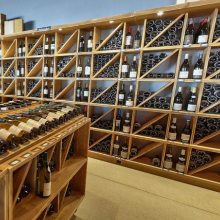 Etagère à vin ouverte, 15 casiers, bois massif ambiance
