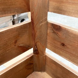 Caisse en bois massif, meuble d'occasion