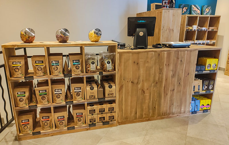 checkout-counter-delicatessen