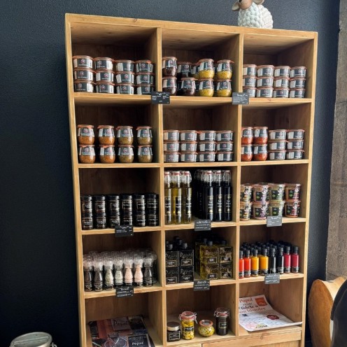 Agencement de la fromagerie Au Cabanon des Saveurs - Carrousel 2