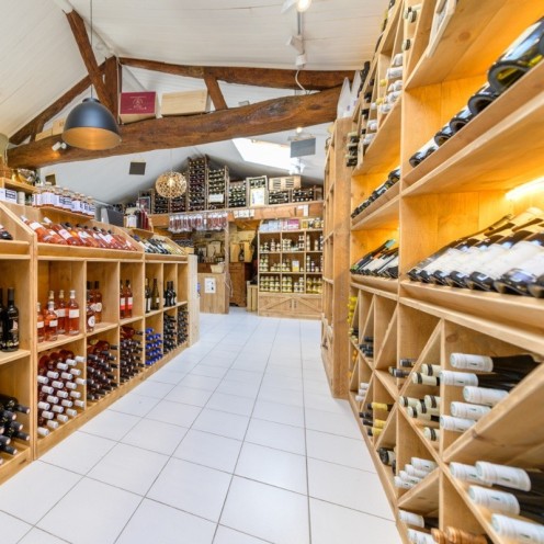 Agencement de la cave le Goût du Blanc - Carrousel 4